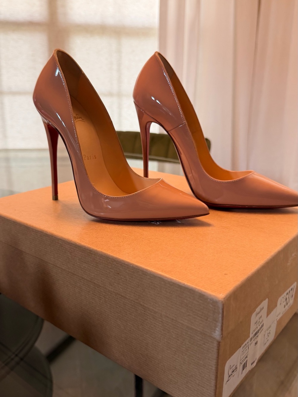 Christian L ouboutin Patent Pointed-Toe Stiletto Pumps in Blush Pink